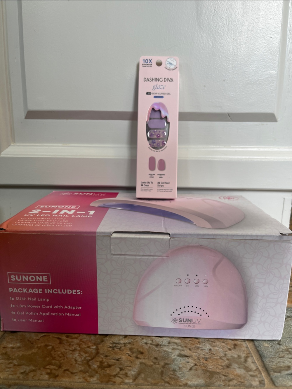 SUNONE Pink LED Nail Lamp with Dashing Diva Nail Kit